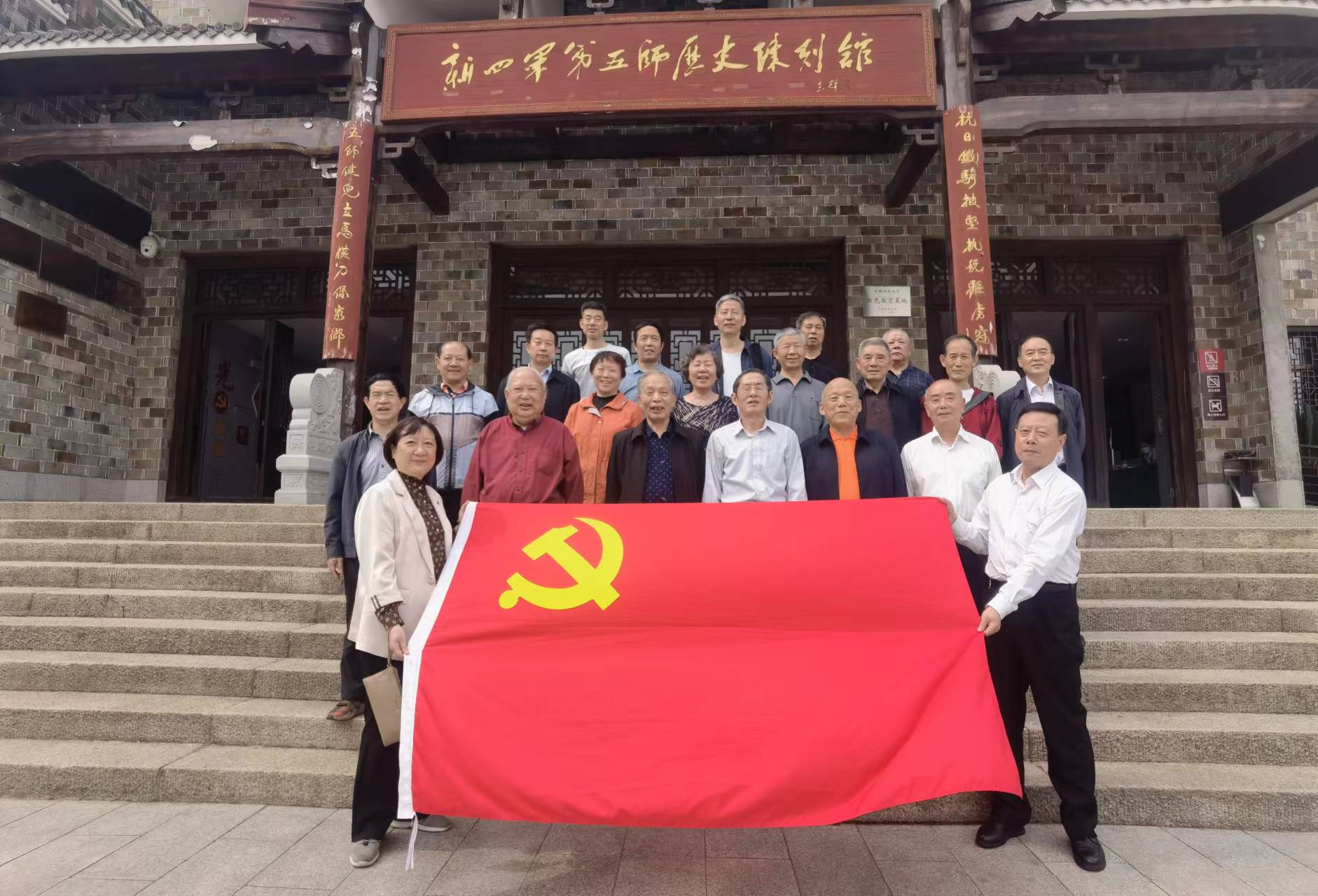 1681868596176003735.jpg 1681868596176003735.jpg