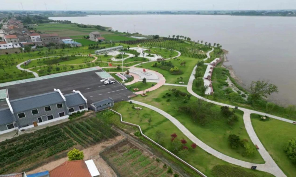 1701241918919020613.jpg 1701228939807.jpg