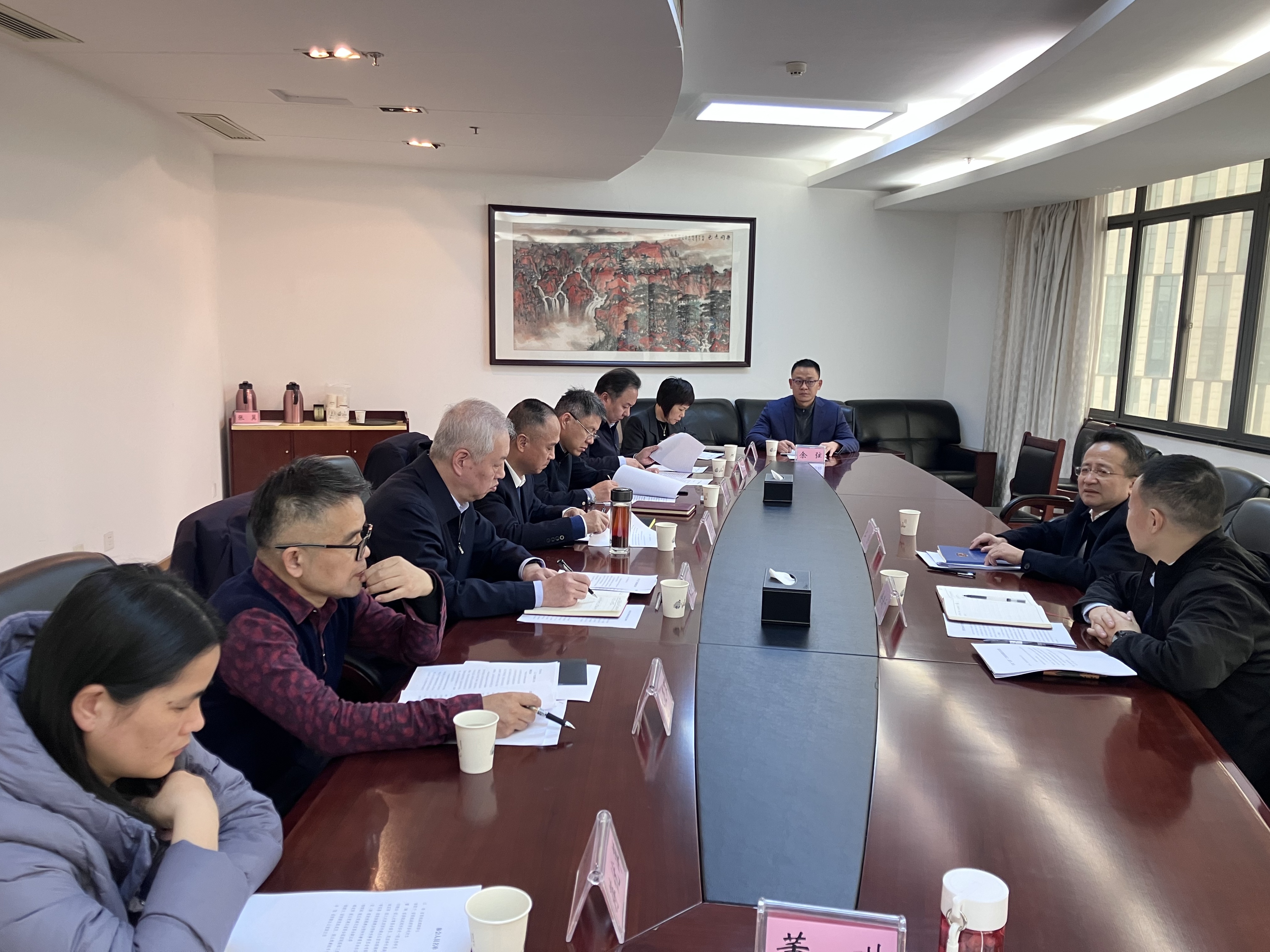 1737853040644086307.jpg 1737853040644086307.jpg