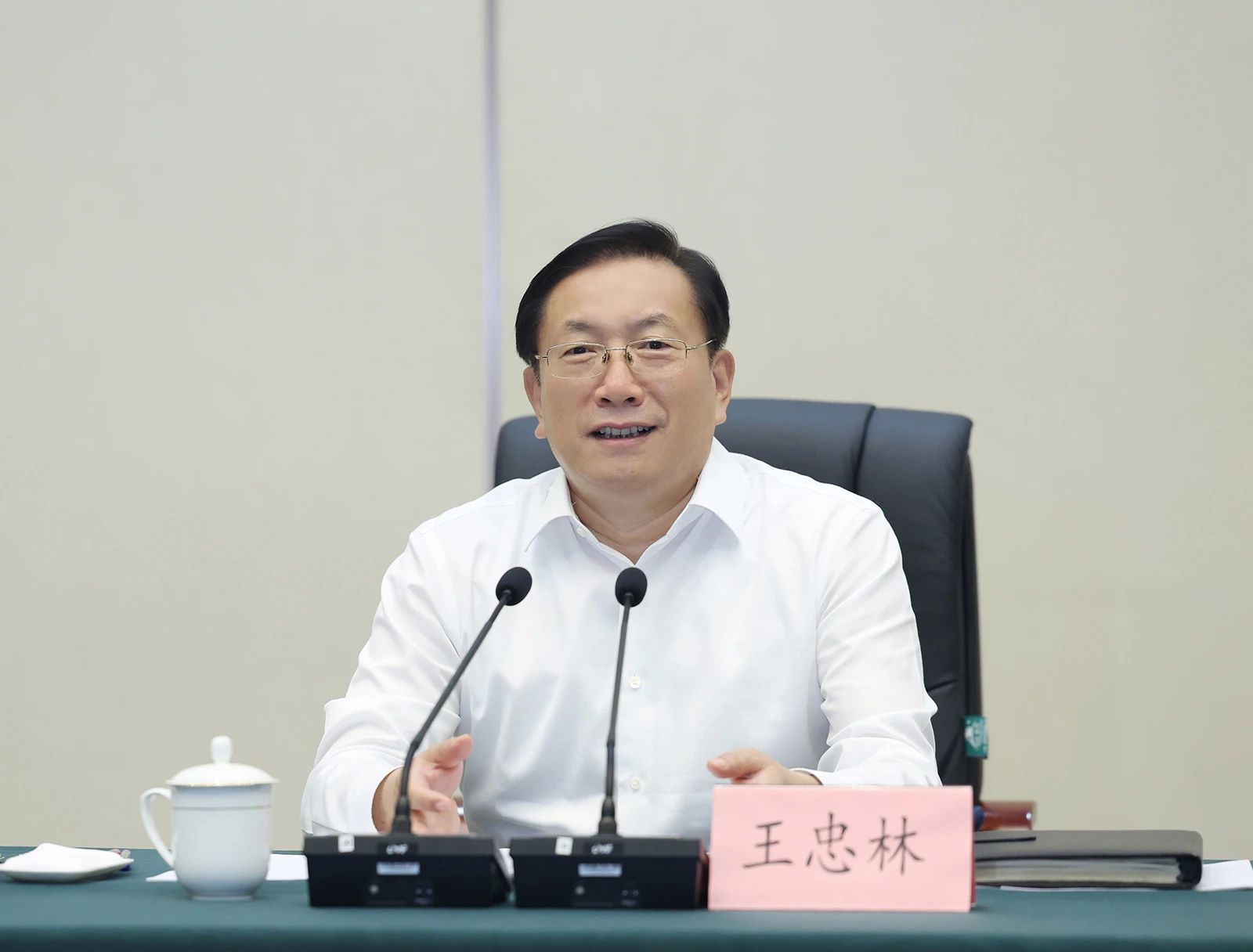 1752809988284017050.jpg 1752809988284017050.jpg