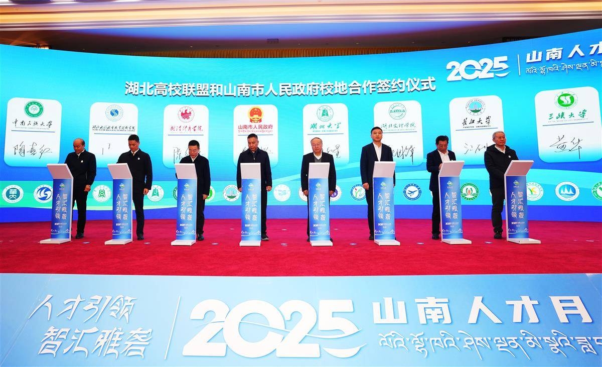 1761207963299000265.jpg 1761207963299000265.jpg